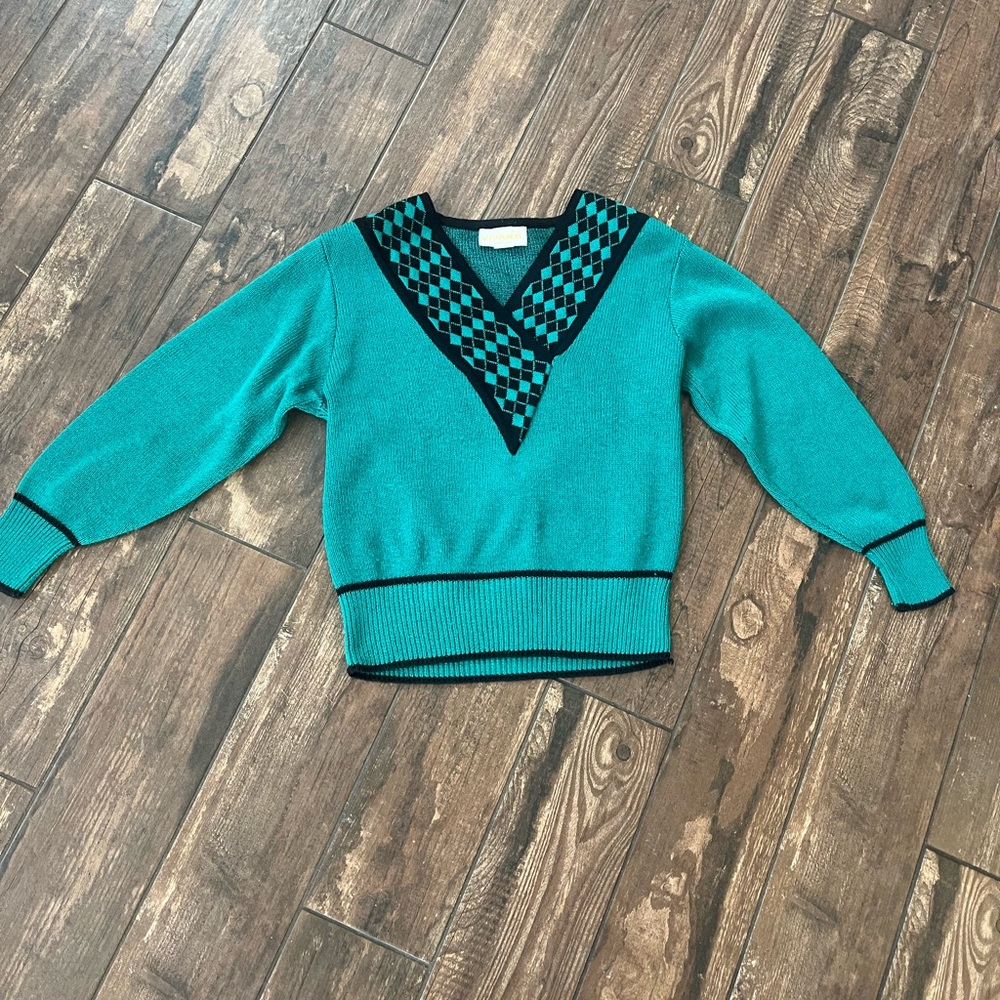 Vintage Teal V-Neck Sweater with Checkered Detail by Vivanti